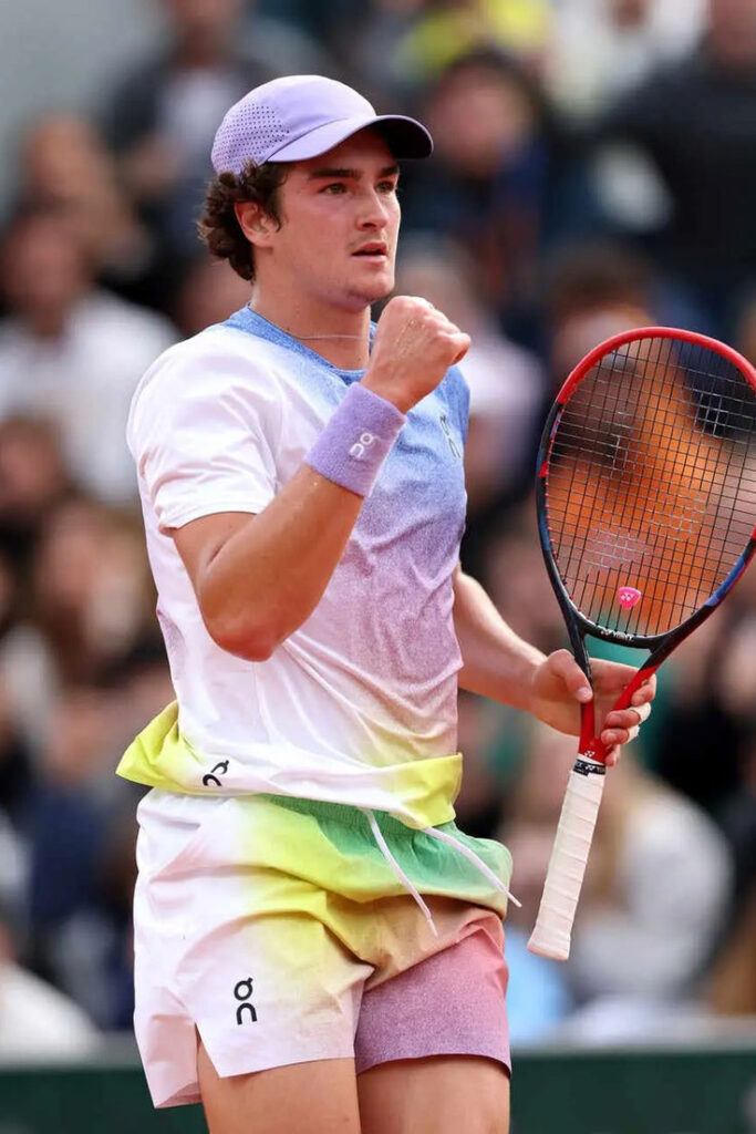 João Fonseca vence na estréia em Indian Wells joão